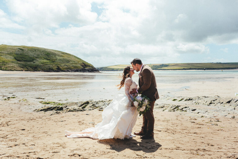 bride & groom, Daymer Bay, Cornwall wedding, wedding photographer Cornwall