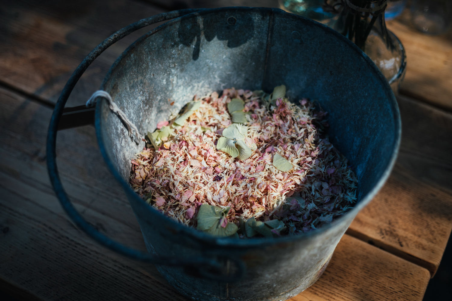 Beaconside House Wedding Photographer, Devon, Devon wedding, Devon wedding photographer, Devon wedding photography, August wedding, summer wedding, outdoor ceremony, outdoor wedding, confetti