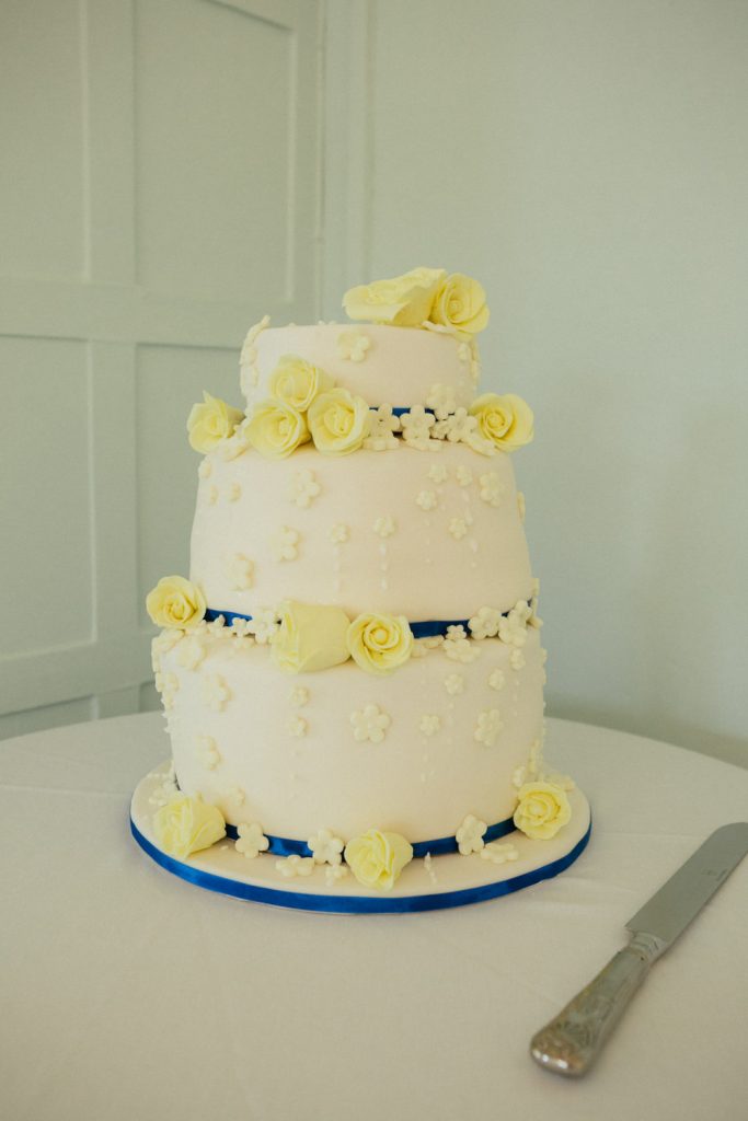 wedding cake, salcombe wedding